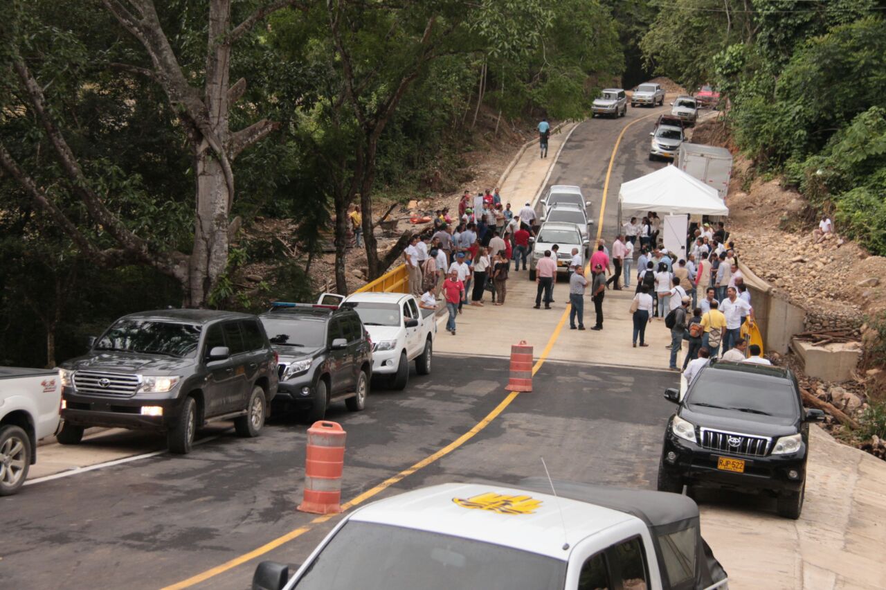 Abren paso del puente La Honda en la vía Zanjón – Pueblo Bello - ElPilón.com.co (Registro)