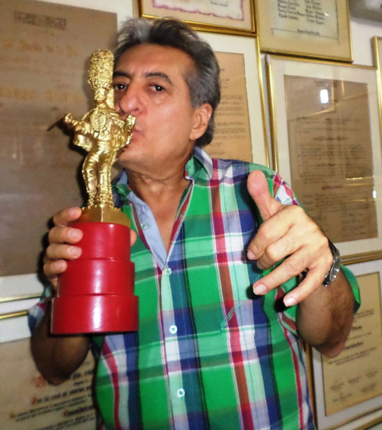 Jorge Oñate recibió el trofeo que le faltaba - El Pilón ...