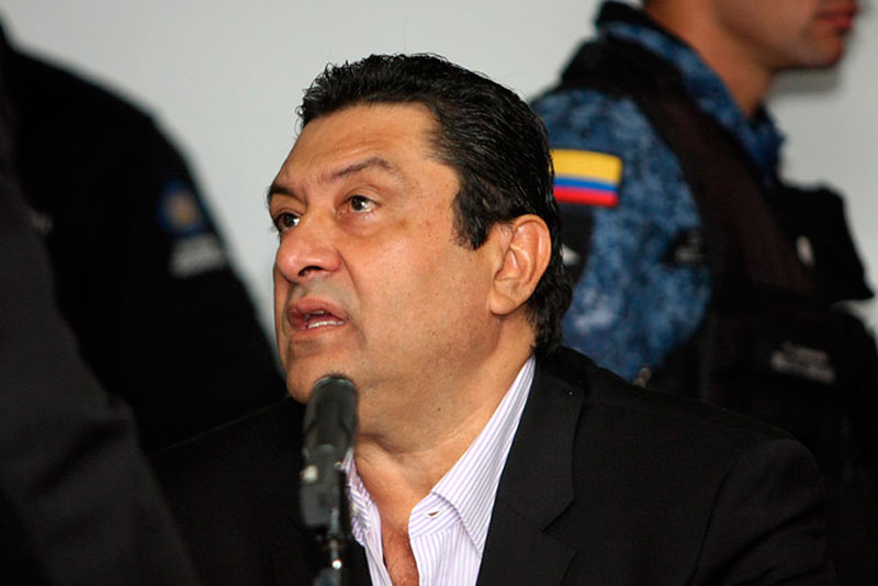 Juan Francisco  Gómez Cerchar, exgobernador de La Guajira, privado de la libertad desde octubre de 2014, por los delitos de homicidio agravado y concierto para delinquir.