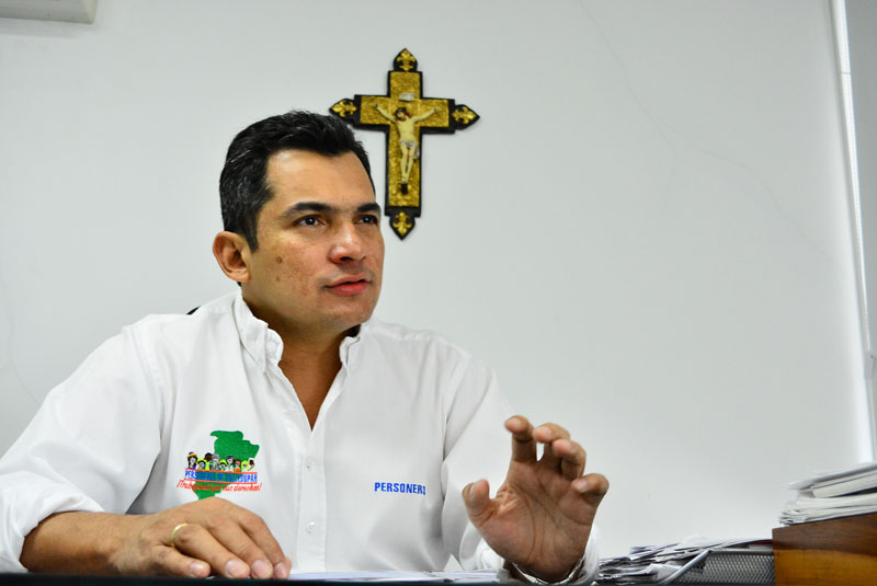 El personero Alfonso Campo Martínez habló de los beneficios del programa Personería al Barrio y su labor frente a esta entidad del Ministerio Público.