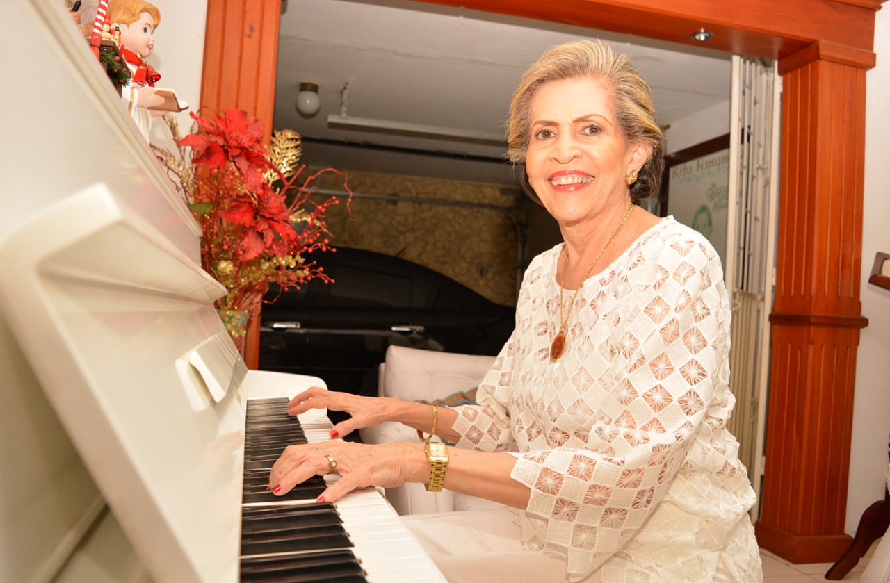 Rita Fernández, una de las más destacadas intérpretes del piano de la región. 