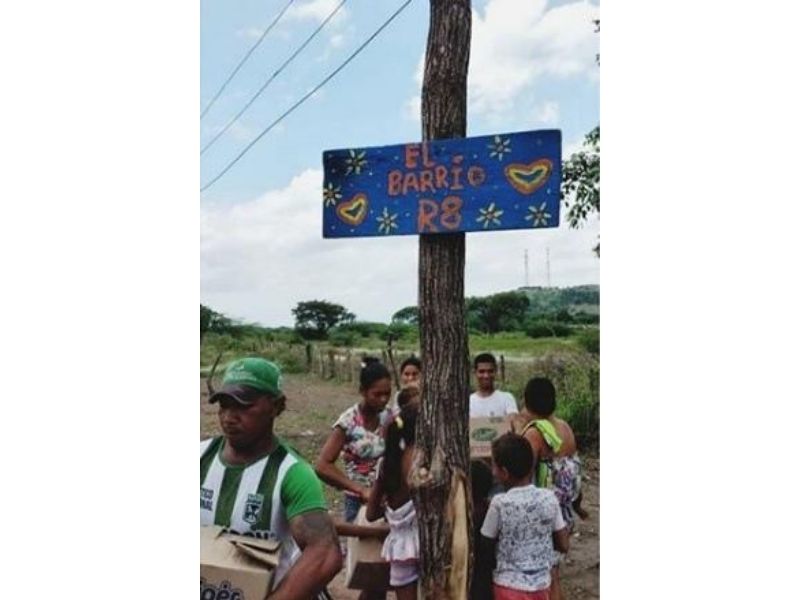 Los habitantes pusieron un letrero con el nombre  del barrio. 

FOTO/CORTESÍA.