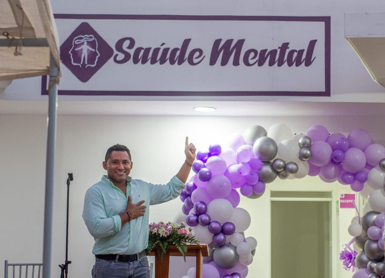 Edulfo Villar en la inauguración de la clínica de salud Saúde Mental