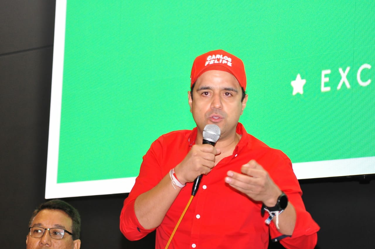 Carlos Felipe Quintero no está de acuerdo en la eliminación del subsidio de la gasolina.  JOAQUÍN RAMÍREZ.  
