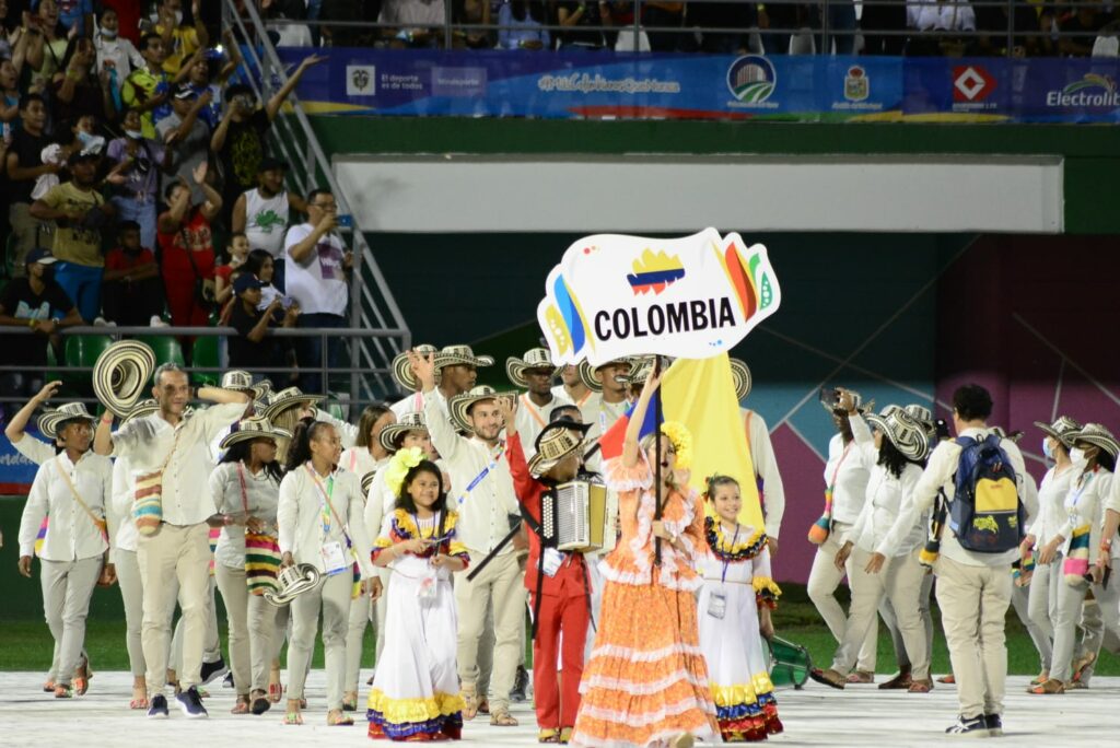 La delegación de Colombia lució orgullosa un traje típico del departamento. Foto: Joaquín Ramírez