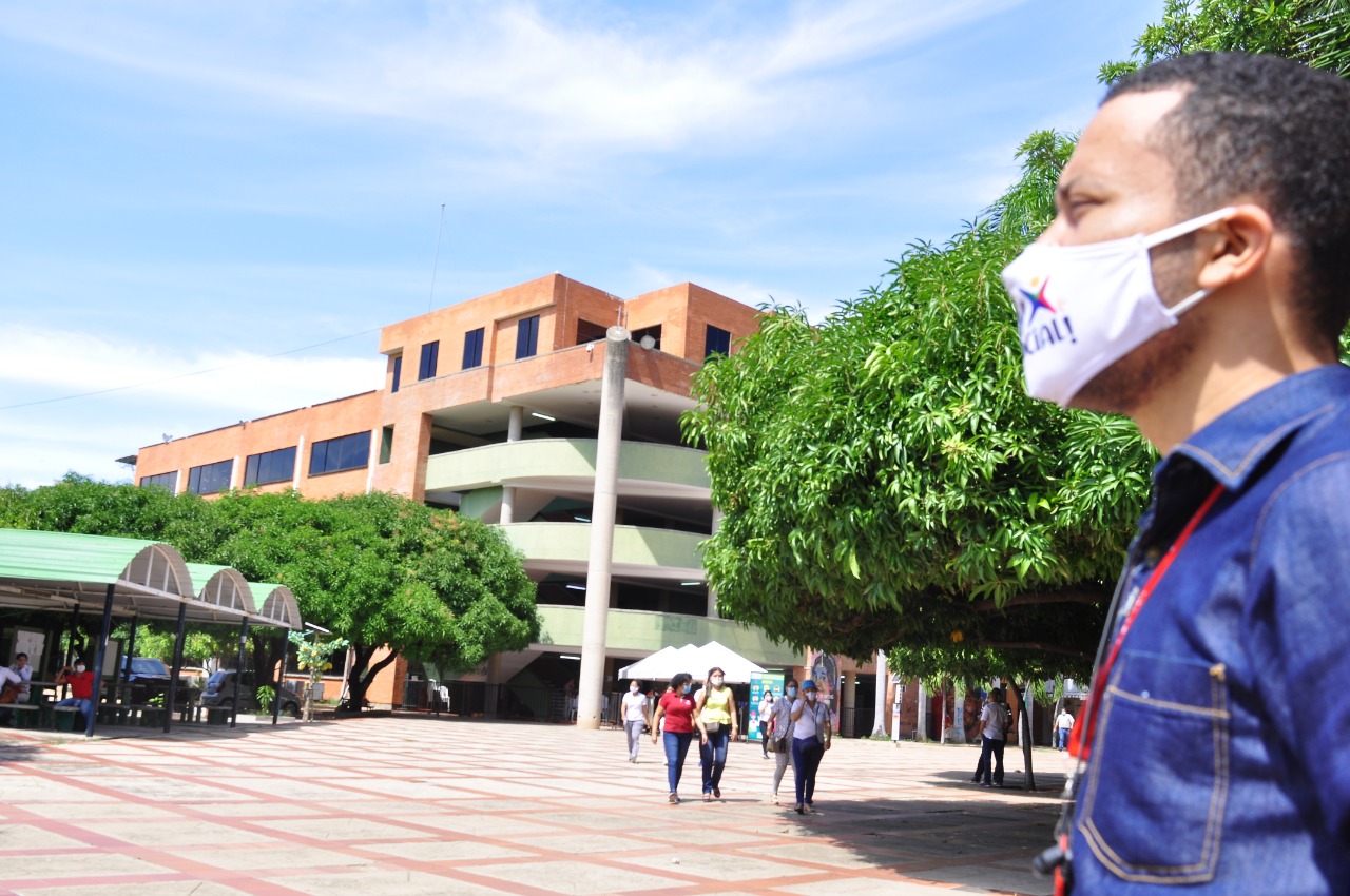 A inicios de mayo el rector Rober Romero anunció que la Universidad tenía un déficit  superior a los 12 mil millones de pesos para asumir la carga salarial de los docentes.        / FOTO:  JOAQUÍN RAMÍREZ. 


