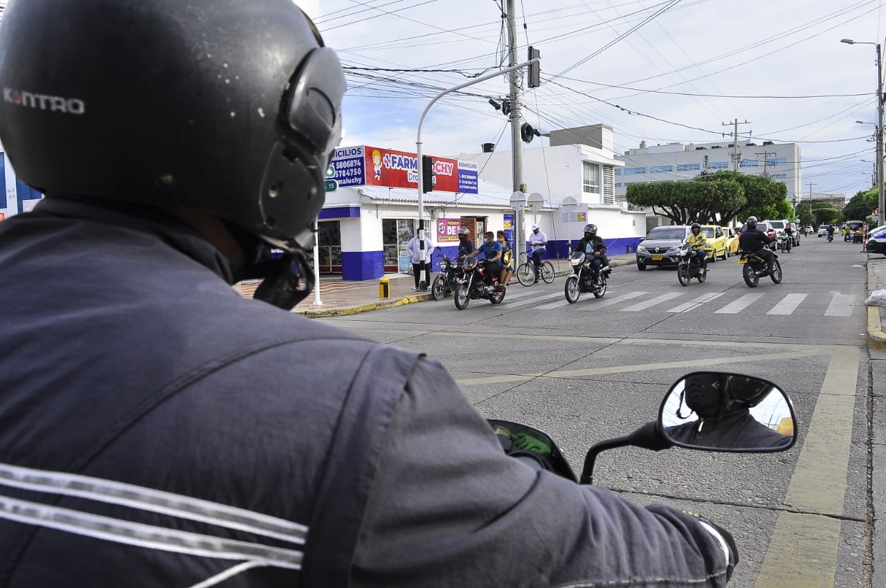 Mediante decreto se limita la circulación de motocicletas en ciertos horarios en Valledupar. FOTO: JOAQUÍN RAMÍREZ. 