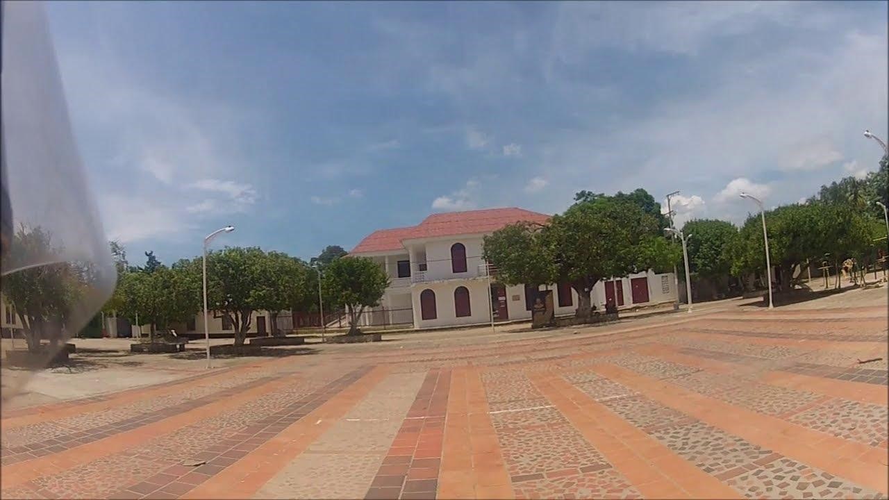 Parque principal del municipio de Tamalameque.