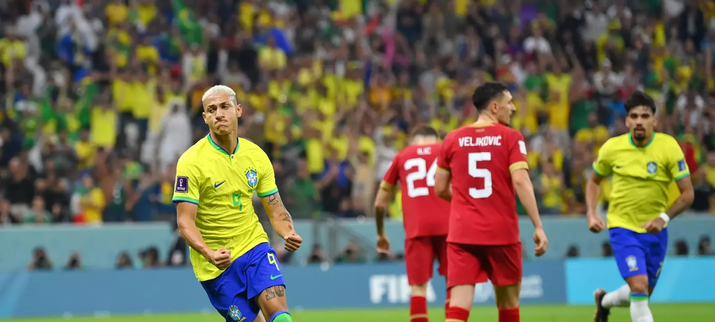 Con un doblete de Richarlison, Brasil venció a Serbia en su debut del Mundial de Catar./ FOTO: FIFA.COM.

