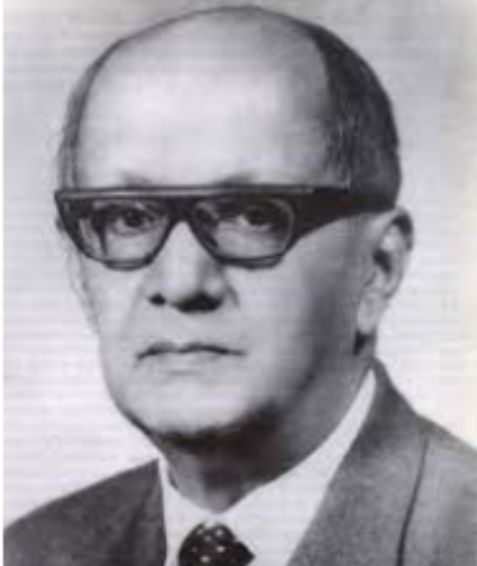 El maestro Rafael Carrillo Lúquez.