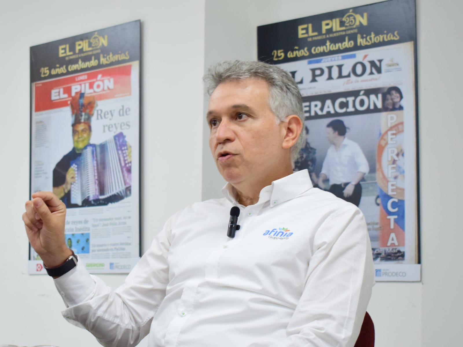 El gerente general de Afinia, Javier Lastra, visitó EL PILÓN para profundizar sobre la situación que se ha venido generando con el servicio de energía en el Cesar. /Foto: Joaquín Ramírez 
