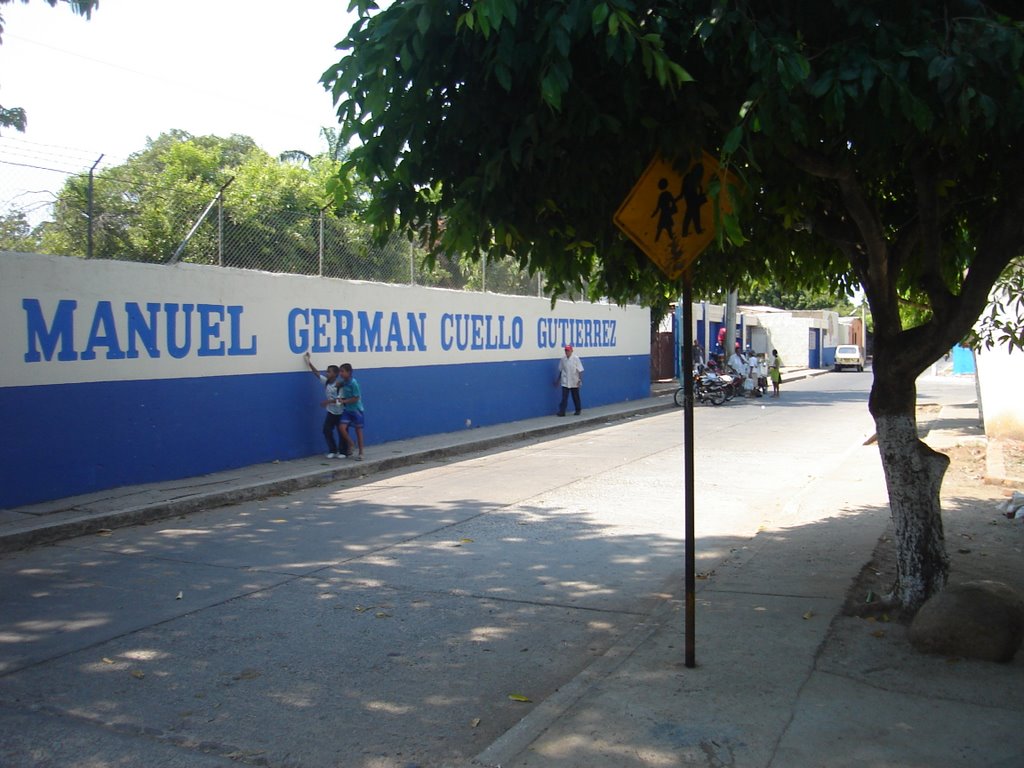 Coordinador de la institución educativa Manuel Germán Cuello, será trasladado por tercera vez. /Foto: CORTESIA 
