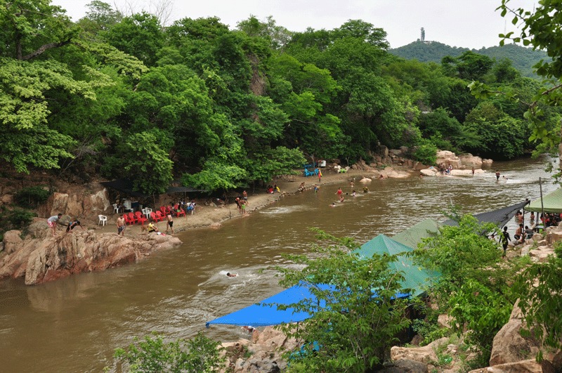 They found a decomposed body on the left bank of the Guatapurí River