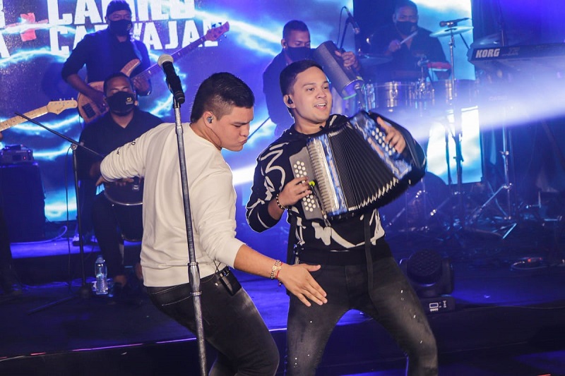 Óscar Gamarra y Camilo Carvajal en concierto. 

FOTO: CORTESÍA. 